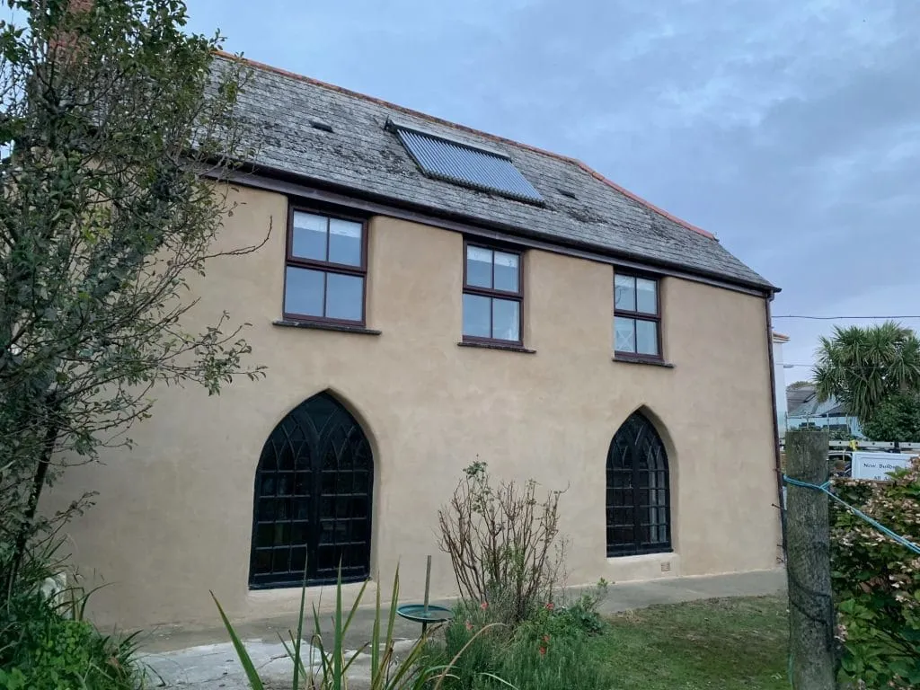 External Lime plastering to coach House - Porthleven 2021